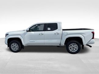 New 2026 Toyota Tacoma SR5 AWD/4WD video 2