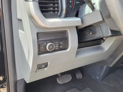 Used 2024 Ford F250 XL w/ STX Appearance Package AWD/4WD image 13