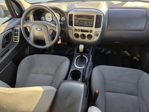 Used 2006 Ford Escape XLT image 33