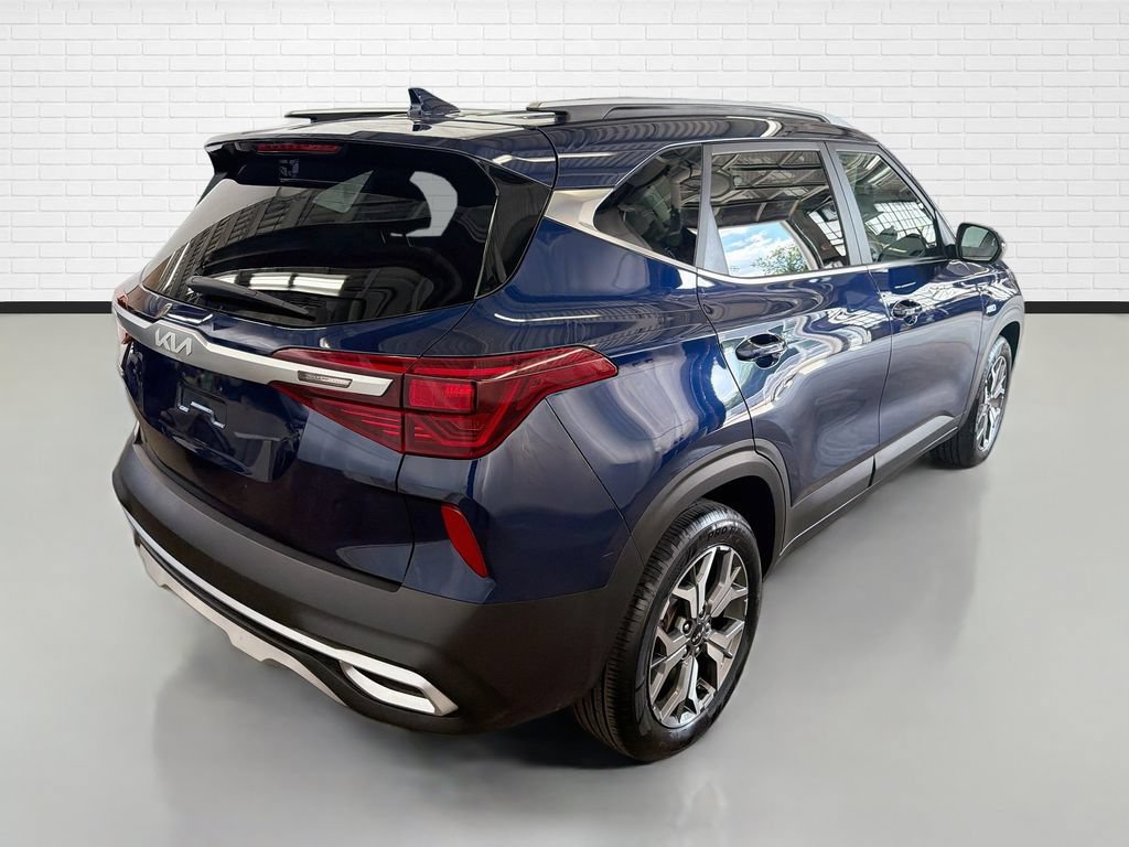 Used 2022 Kia Seltos EX AWD/4WD image 9