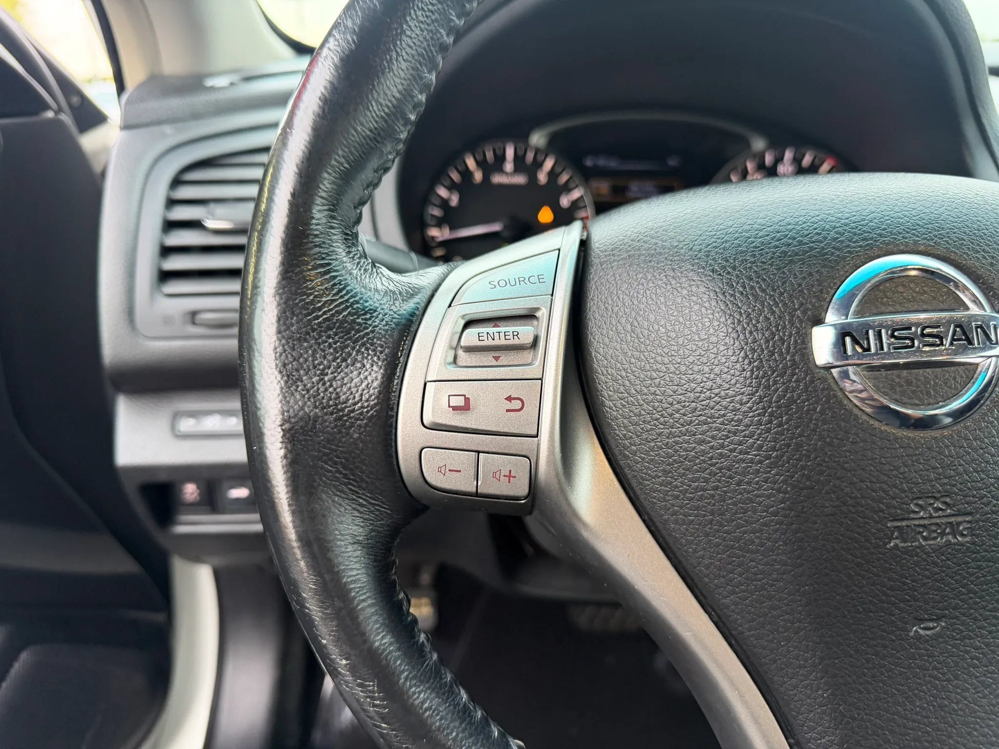 Used 2013 Nissan Altima 2.5 SL FWD image 17