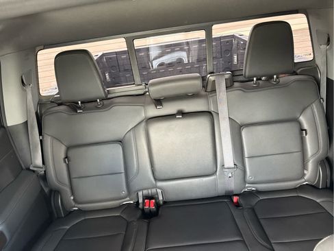 Used 2021 GMC Sierra 1500 SLT w/ SLT Premium Plus Package AWD/4WD image 10