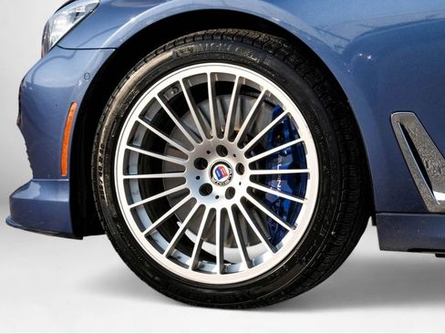 Used 2019 BMW ALPINA B7 xDrive w/ Luxury Rear Seating Package image 59