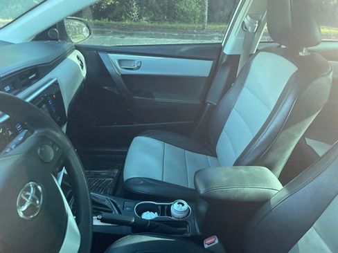 Used 2019 Toyota Corolla LE FWD image 9