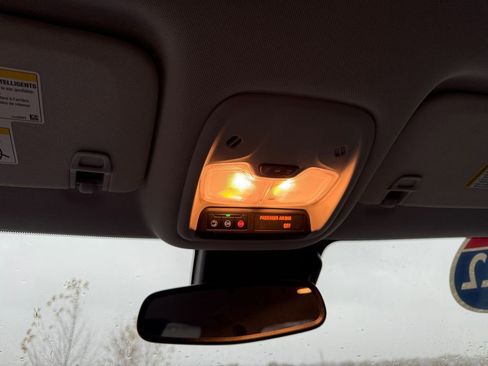 Used 2022 Chevrolet TrailBlazer LT w/ Convenience Package image 22