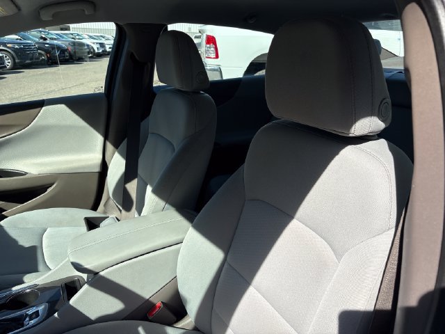 Used 2024 Chevrolet Malibu LT FWD image 9