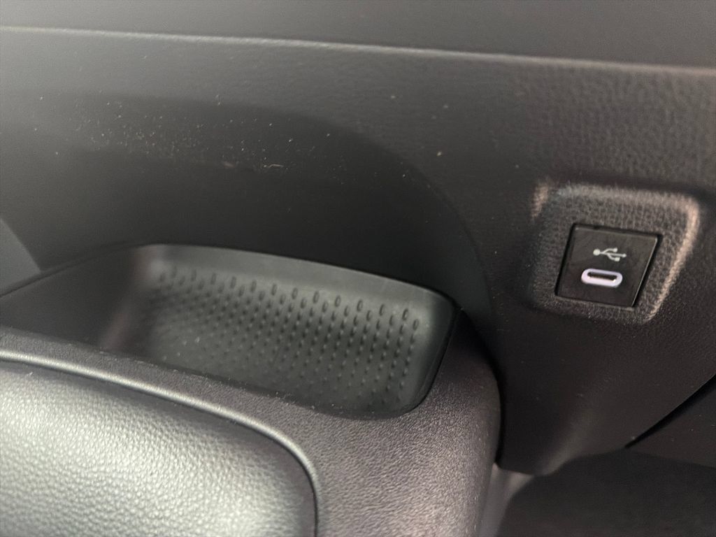 Used 2025 Toyota Corolla LE FWD image 44