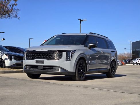 New 2026 Kia Carnival SX Prestige image 2