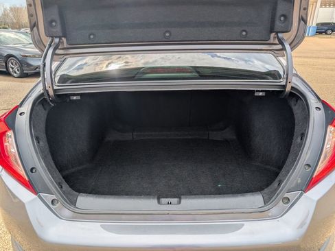 Used 2019 Honda Civic EX image 30