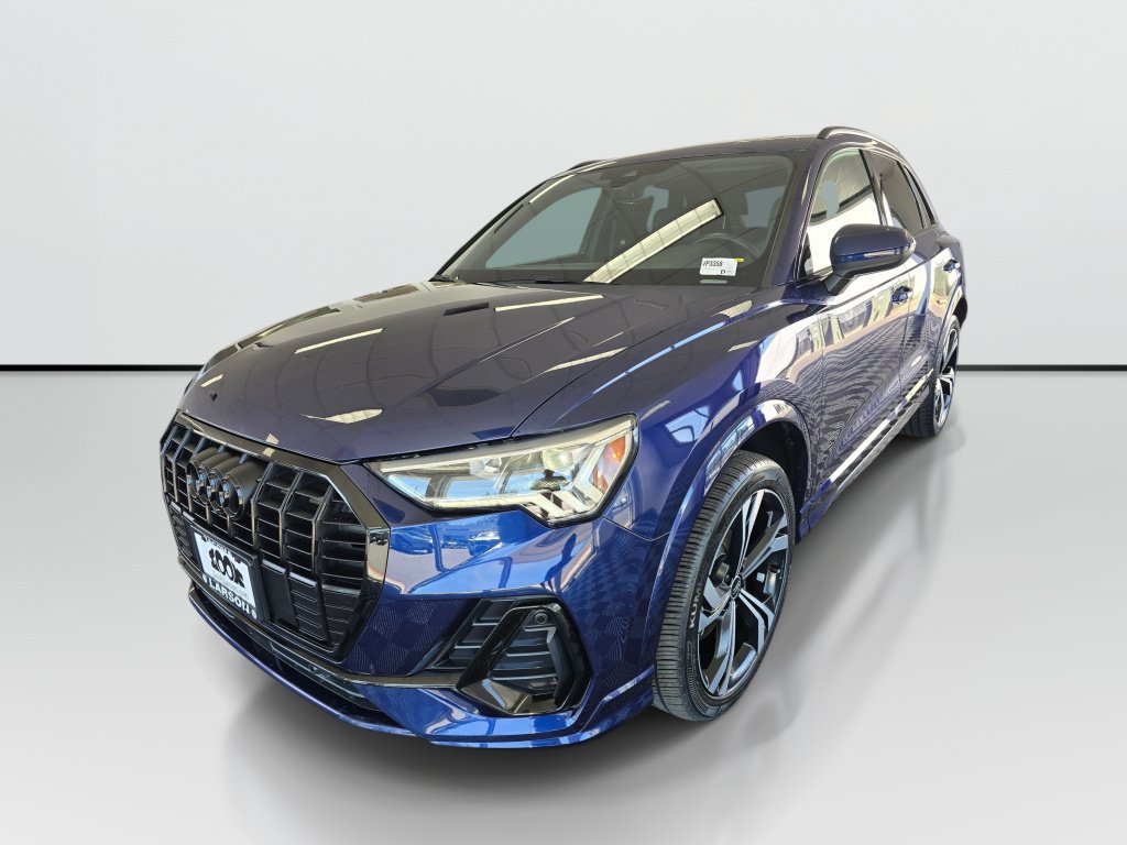 Used 2023 Audi Q3 2.0T Premium Plus w/ Premium Plus Package AWD/4WD image 7