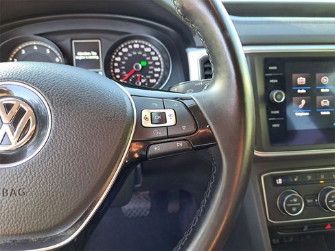 Used 2018 Volkswagen Atlas SE image 20