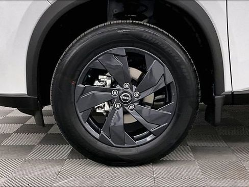 New 2026 Nissan Rogue SV image 12