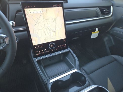 New 2026 GMC Terrain Elevation w/ Elevation Premium Package image 31