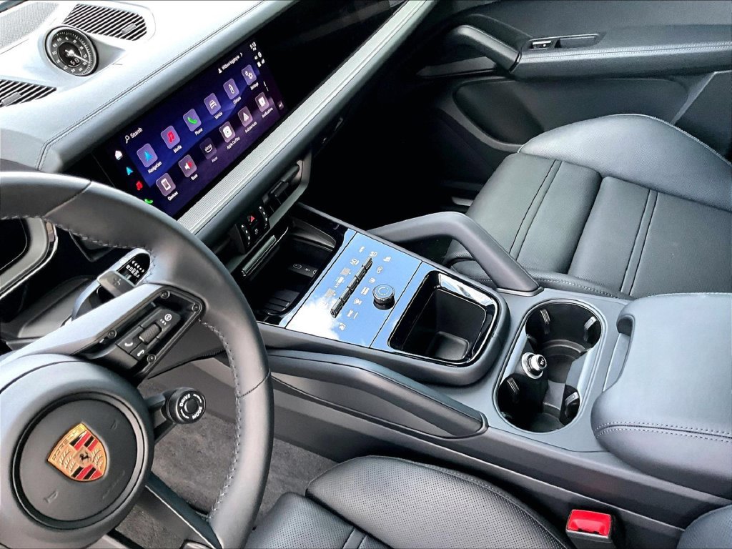 Certified 2026 Porsche Cayenne S AWD/4WD image 17