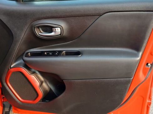 Used 2022 Jeep Renegade Trailhawk w/ Sun/Sound Group image 14