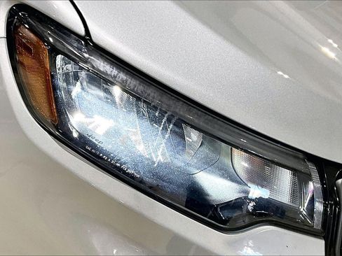 Used 2024 Jeep Compass Latitude w/ Altitude Special Edition image 23