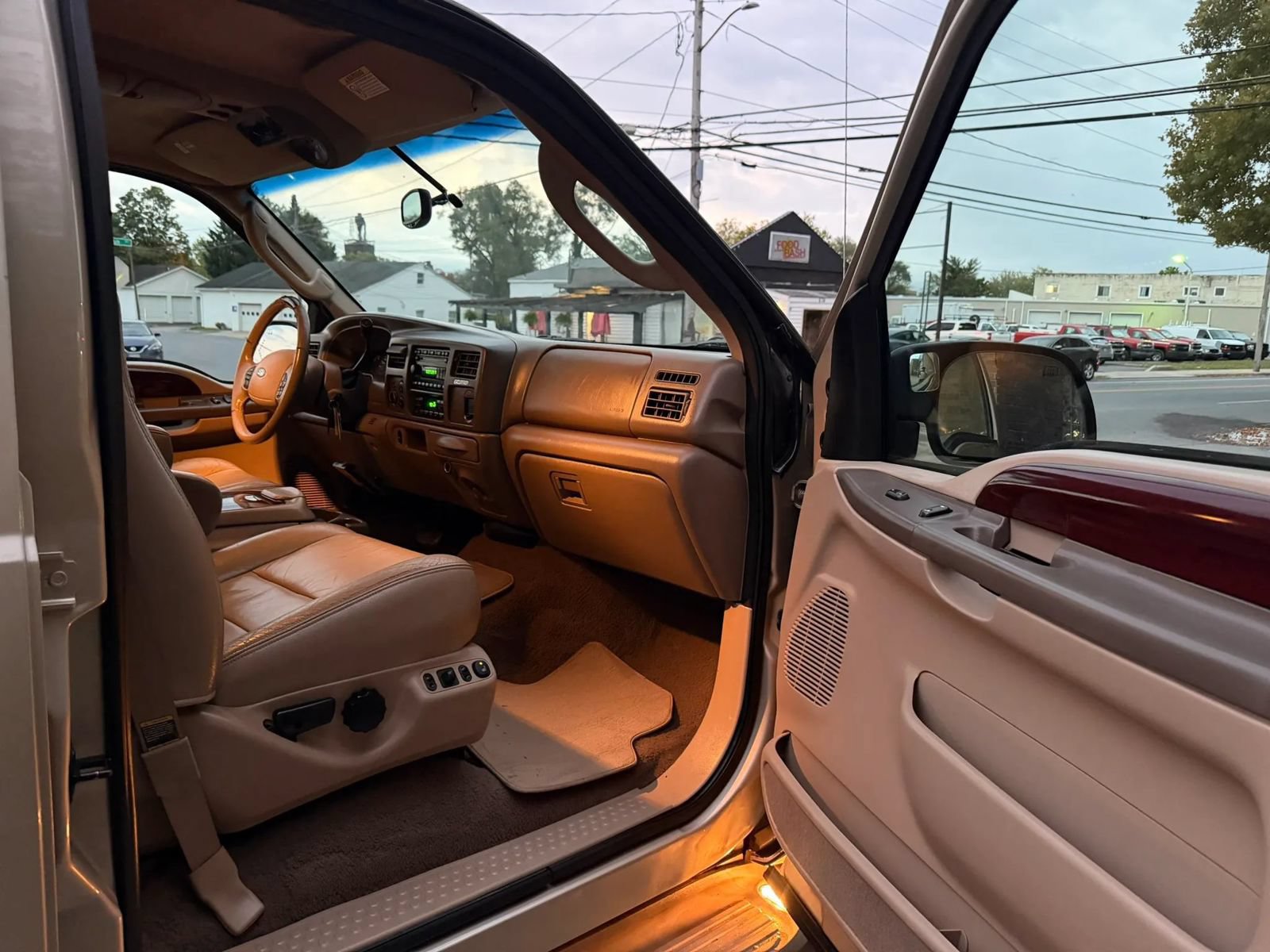 Used 2004 Ford Excursion Limited AWD/4WD image 18