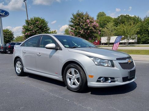 Used 2012 Chevrolet Cruze LT w/ All-Star Edition FWD image 2