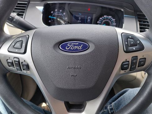 Used 2018 Ford Taurus SE FWD image 24