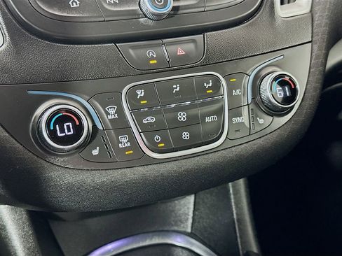 Used 2023 Chevrolet Malibu LT image 22