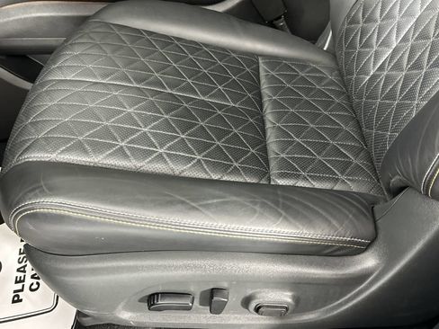 Used 2024 Nissan Murano Platinum w/ Cargo Package FWD image 12