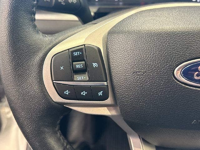 Used 2023 Ford Explorer XLT w/ Equipment Group 202A AWD/4WD image 36