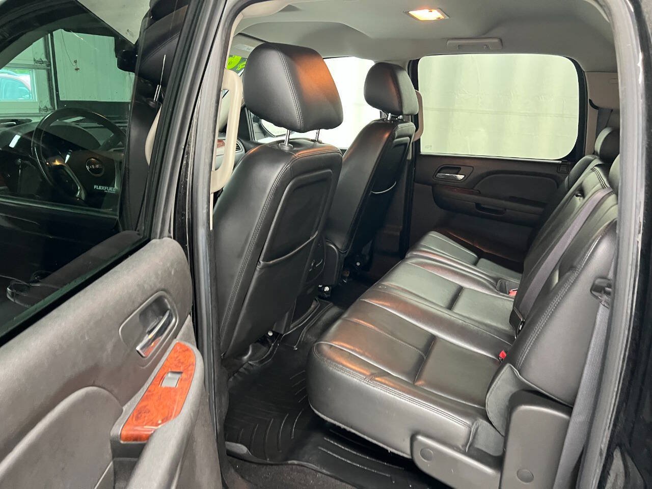 Used 2012 GMC Sierra 1500 SLT w/ SLT Convenience Package AWD/4WD image 9