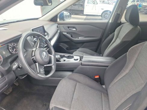 Used 2021 Nissan Rogue SV image 14