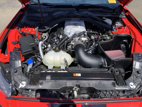 Used 2021 Ford Mustang Shelby GT500 w/ Technology Package image 63