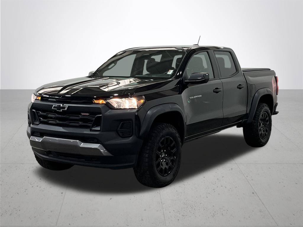Certified 2025 Chevrolet Colorado Trail Boss AWD/4WD image 2