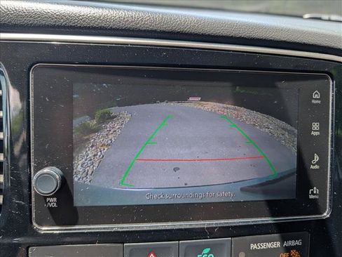 Used 2017 Mitsubishi Outlander SEL FWD image 40