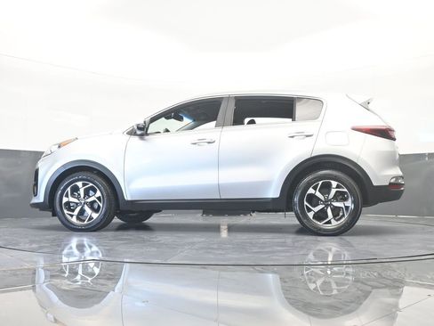 Used 2020 Kia Sportage LX w/ LX Popular Package image 53