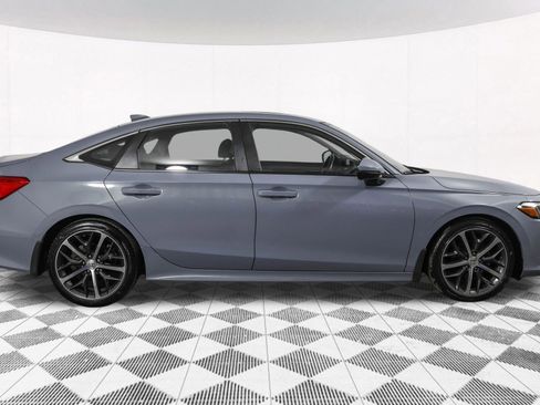 Used 2022 Honda Civic Touring image 12