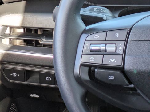 Certified 2025 Kia K4 EX image 22