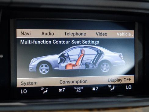 Used 2013 Mercedes-Benz S 550 4MATIC image 36