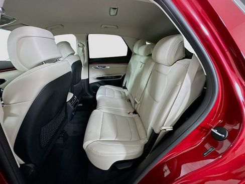 New 2026 Genesis GV70 2.5T AWD/4WD image 17
