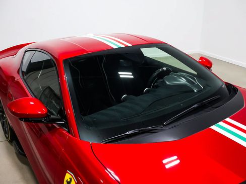 Used 2024 Ferrari 812 Competizione RWD image 75
