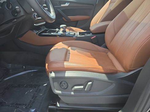 Certified 2023 Audi Q5 2.0T Premium Plus w/ Premium Plus Package AWD/4WD image 24