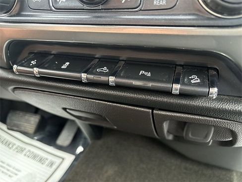 Used 2017 Chevrolet Silverado 1500 LT w/ All Star Edition image 38