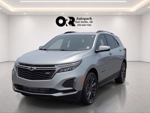 Used 2024 Chevrolet Equinox RS w/ RS Leather Package AWD/4WD image 2