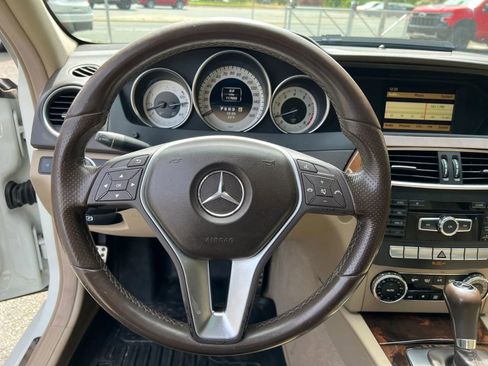 Used 2012 Mercedes-Benz C 250 Sedan image 12