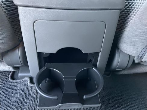 Used 2020 Nissan Frontier SV w/ Midnight Edition Floor Mats image 17