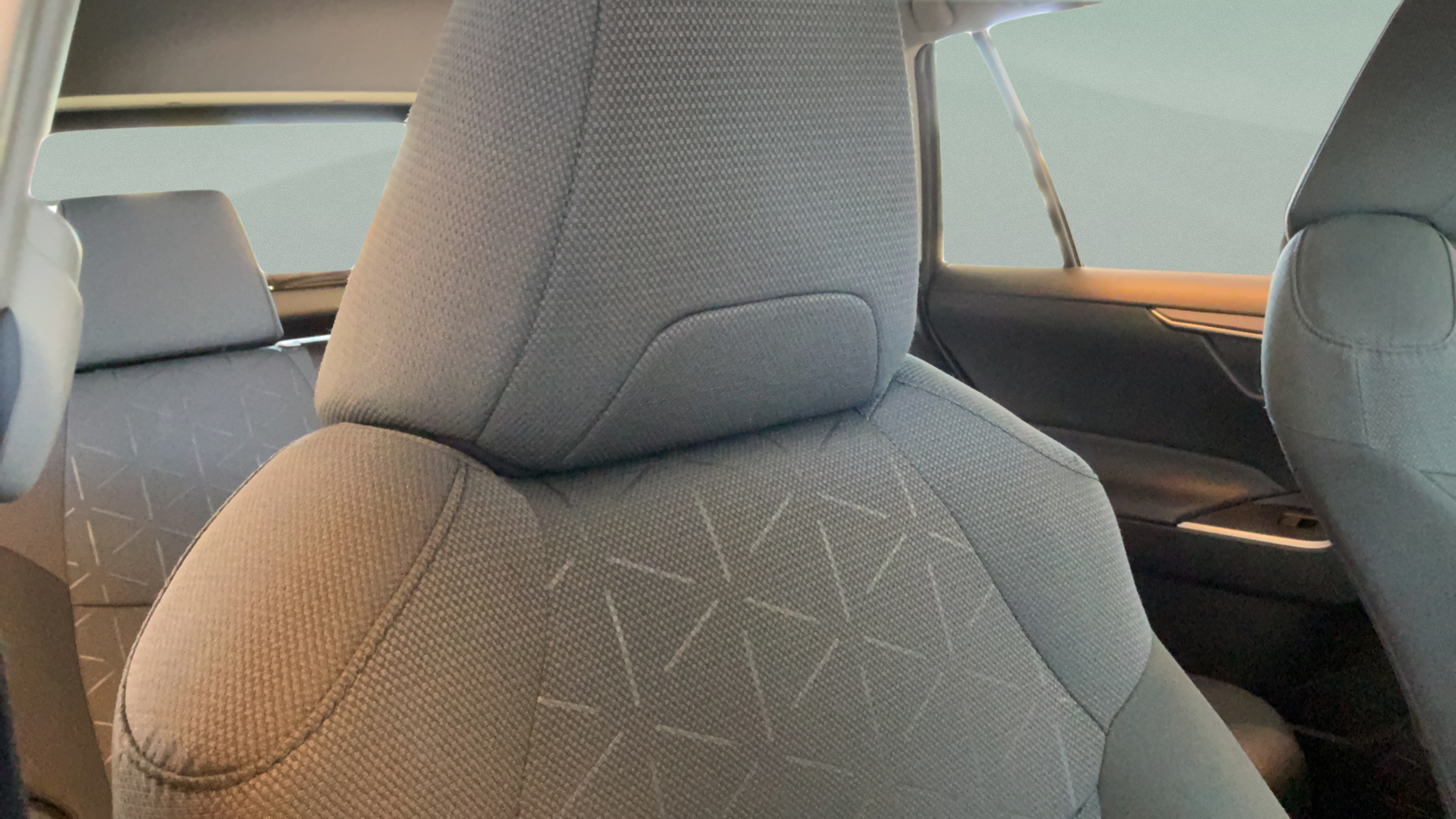 Certified 2024 Toyota RAV4 XLE FWD image 34