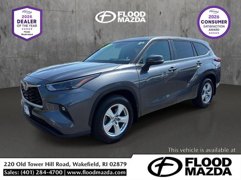 Used 2023 Toyota Highlander LE AWD/4WD image 1