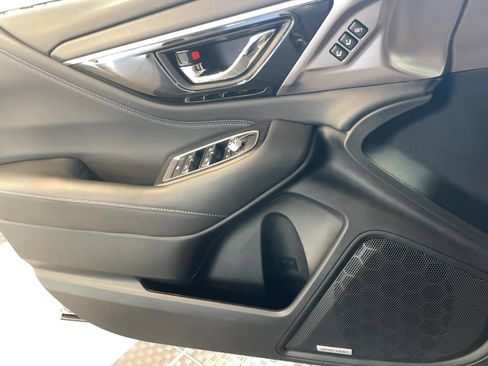 Used 2024 Subaru Outback Limited image 18