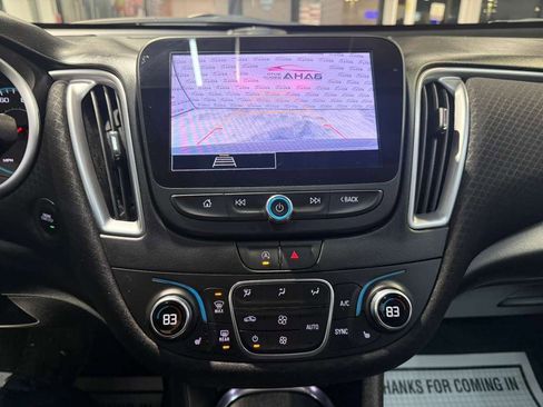 Used 2025 Chevrolet Malibu LT image 16