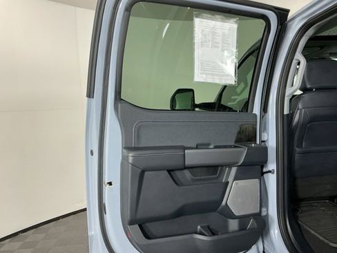 Certified 2025 Ford F350 Lariat w/ FX4 Off-Road Package image 29