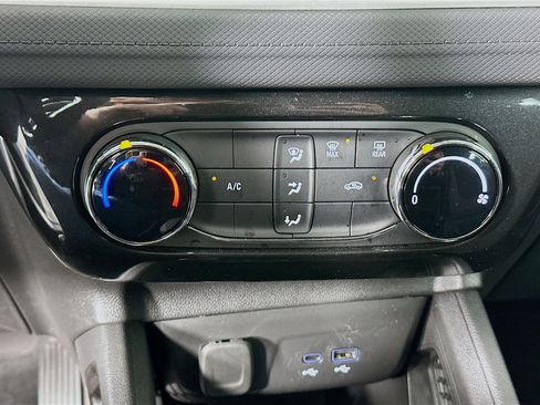 Used 2025 Chevrolet TrailBlazer LT image 22