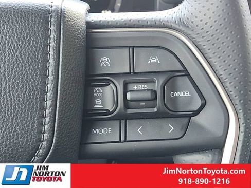 Used 2026 Toyota 4Runner Platinum AWD/4WD image 29
