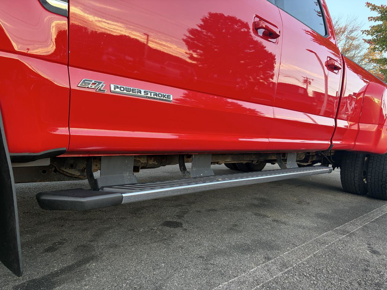 Used 2017 Ford F350 Lariat w/ Lariat Value Package AWD/4WD image 11
